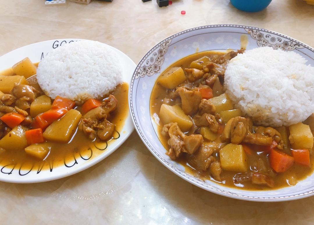 咖喱鸡肉饭