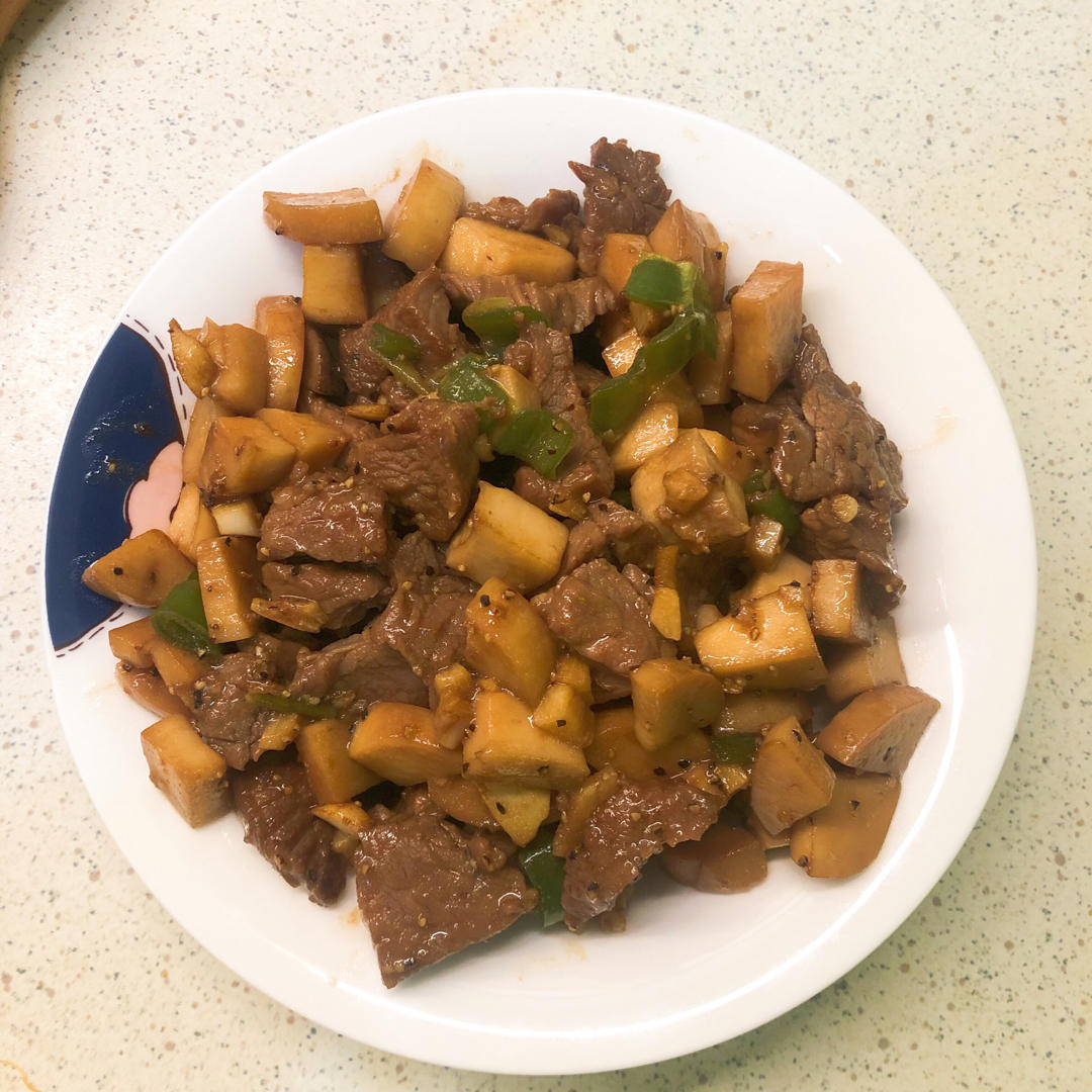 黑椒杏鲍菇牛肉粒