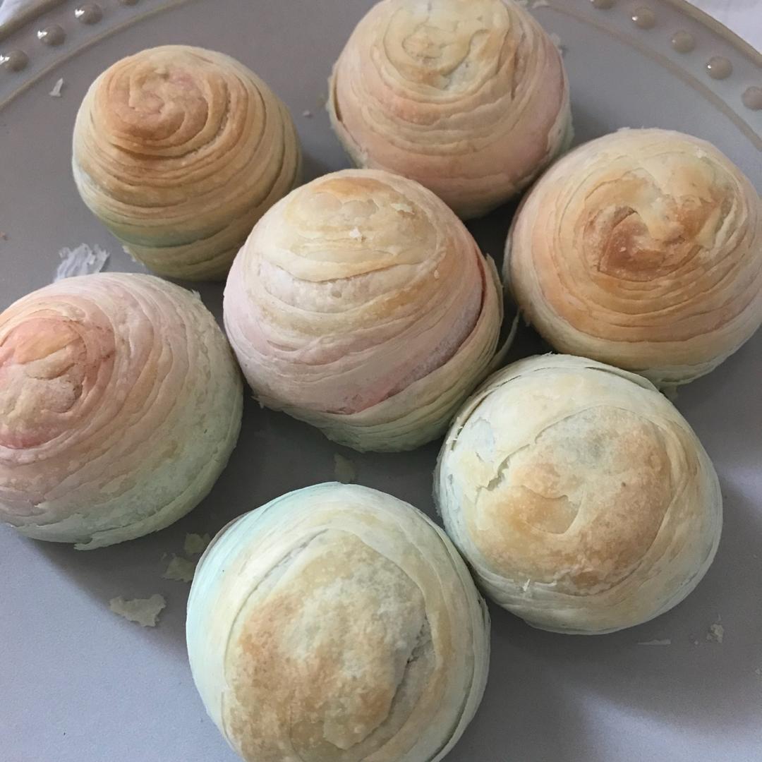 彩虹蛋黄酥（独角兽蛋黄酥）