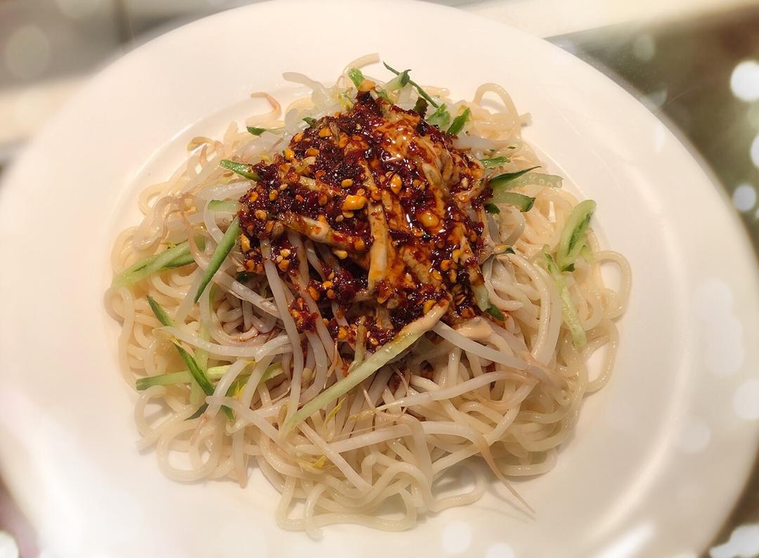 麻辣凉面    信不信？比外面卖的好吃😋
