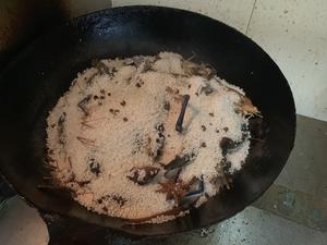 盐焗罗氏虾的做法 步骤5