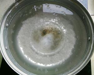 腌鸭蛋饱和盐水制作的做法 步骤2