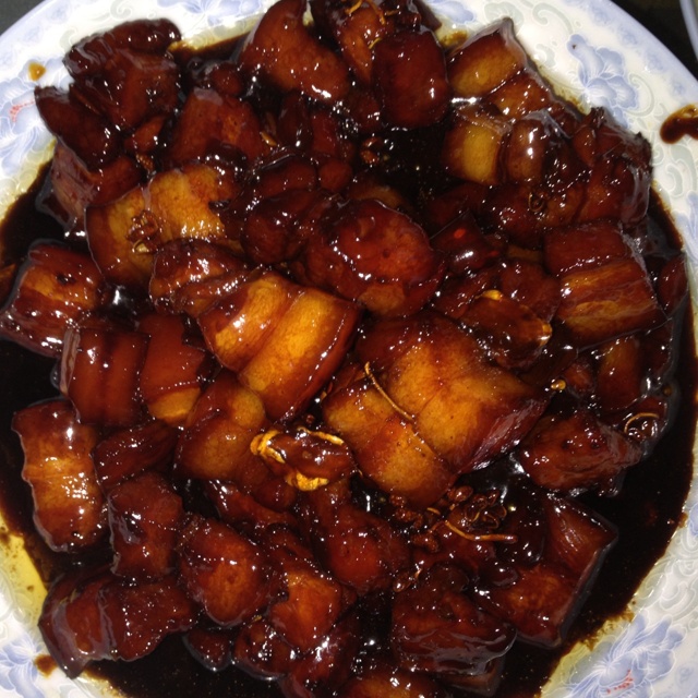 想做贤妻良母做的红烧肉红烧肉家常菜首页登录注册作品动态菜单查看