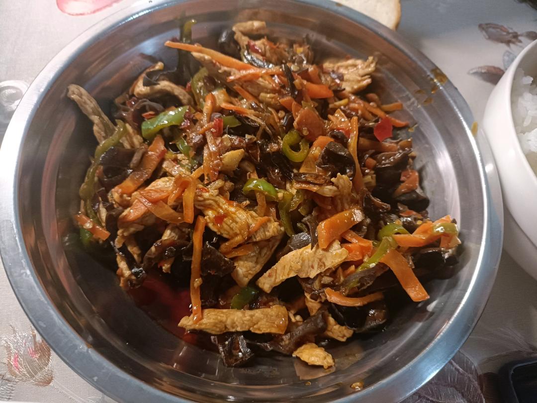 【原创】超下饭的家常川菜-鱼香肉丝（北方口味改良版）