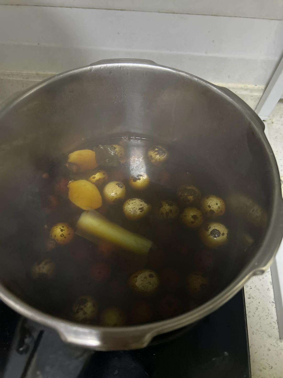 卤五香鹌鹑蛋（超简单版）