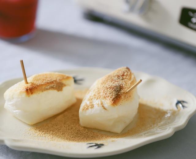 日式烤年糕蘸黄豆粉与黑糖粉的做法