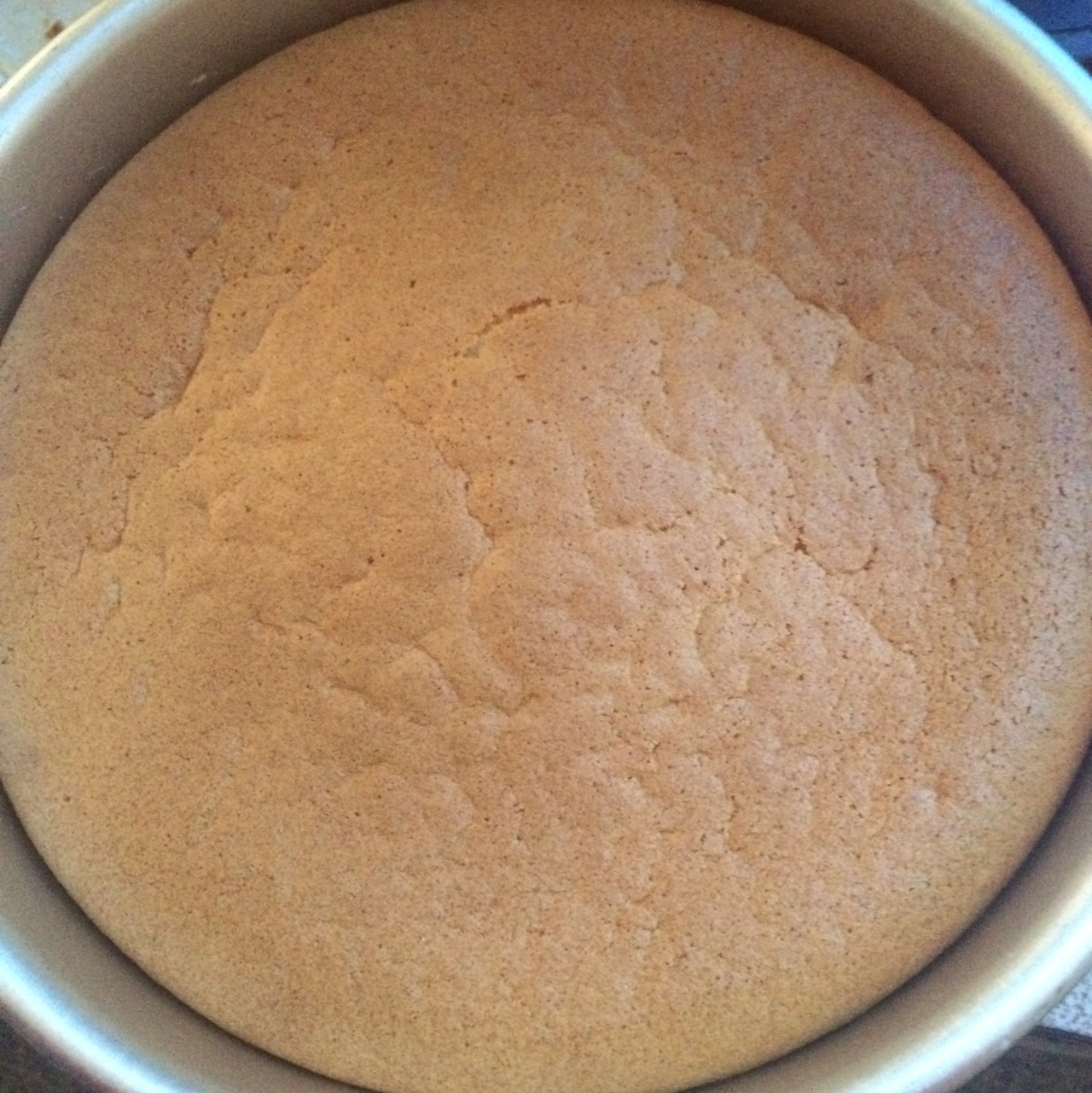 烤箱做蛋糕（戚风蛋糕的做法）