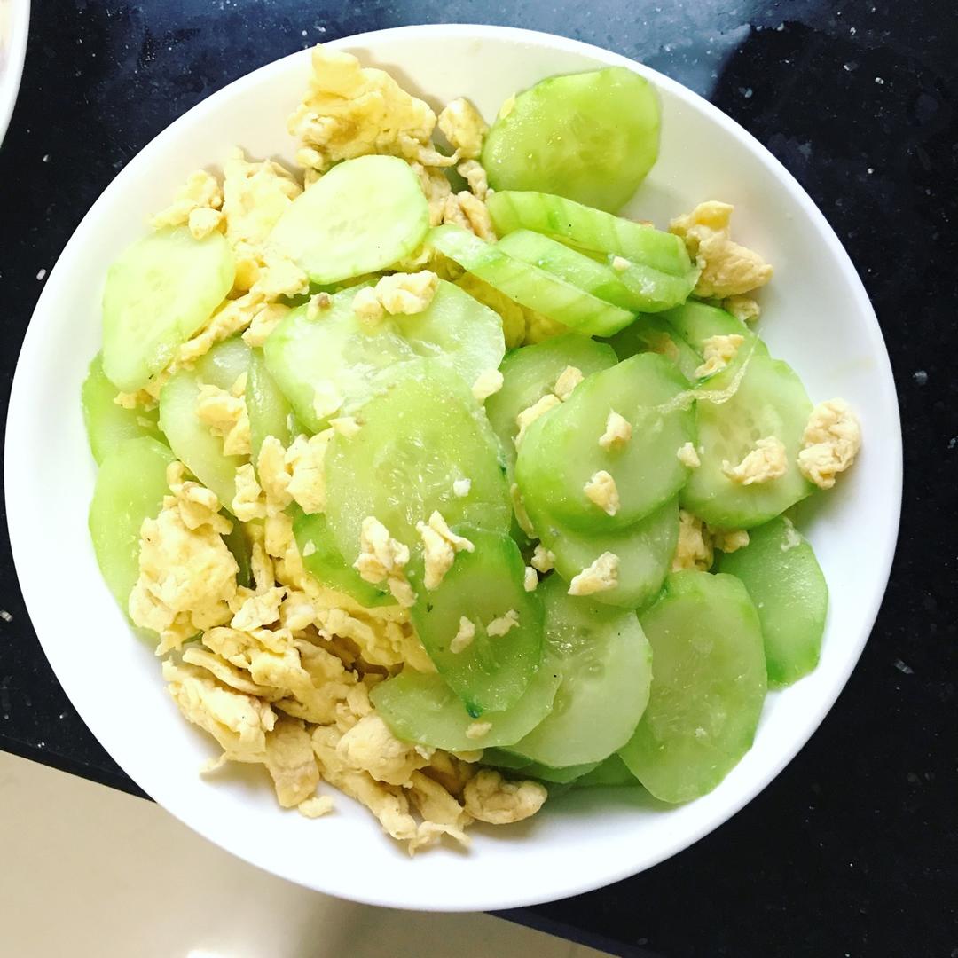 黄瓜炒蛋