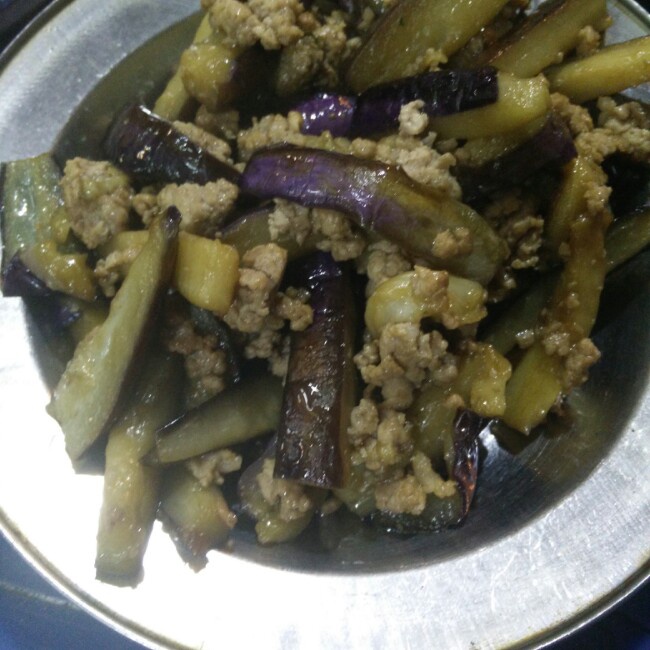 老丁的私房菜-油焖茄子