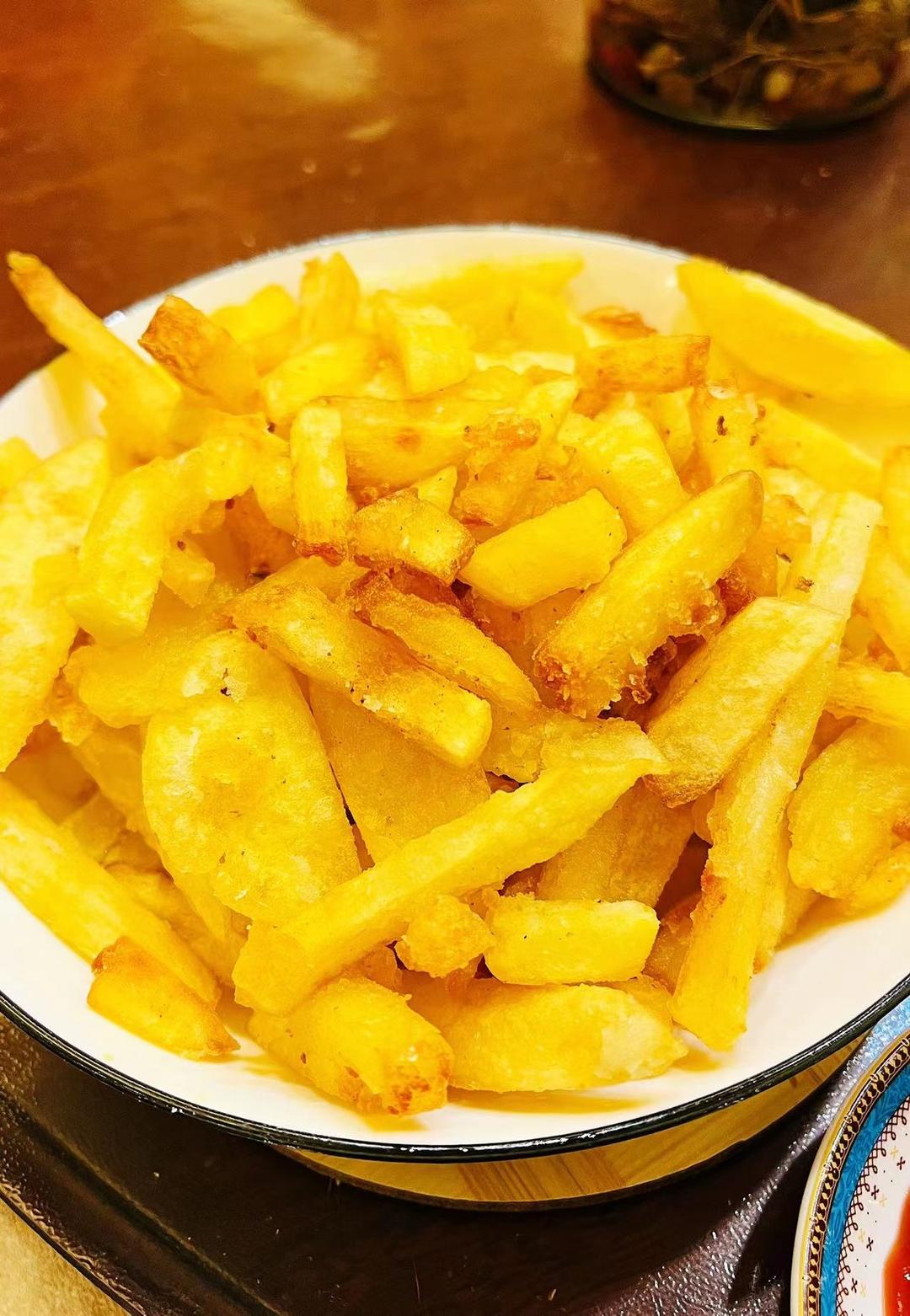 最简单炸薯条，比买的还好吃