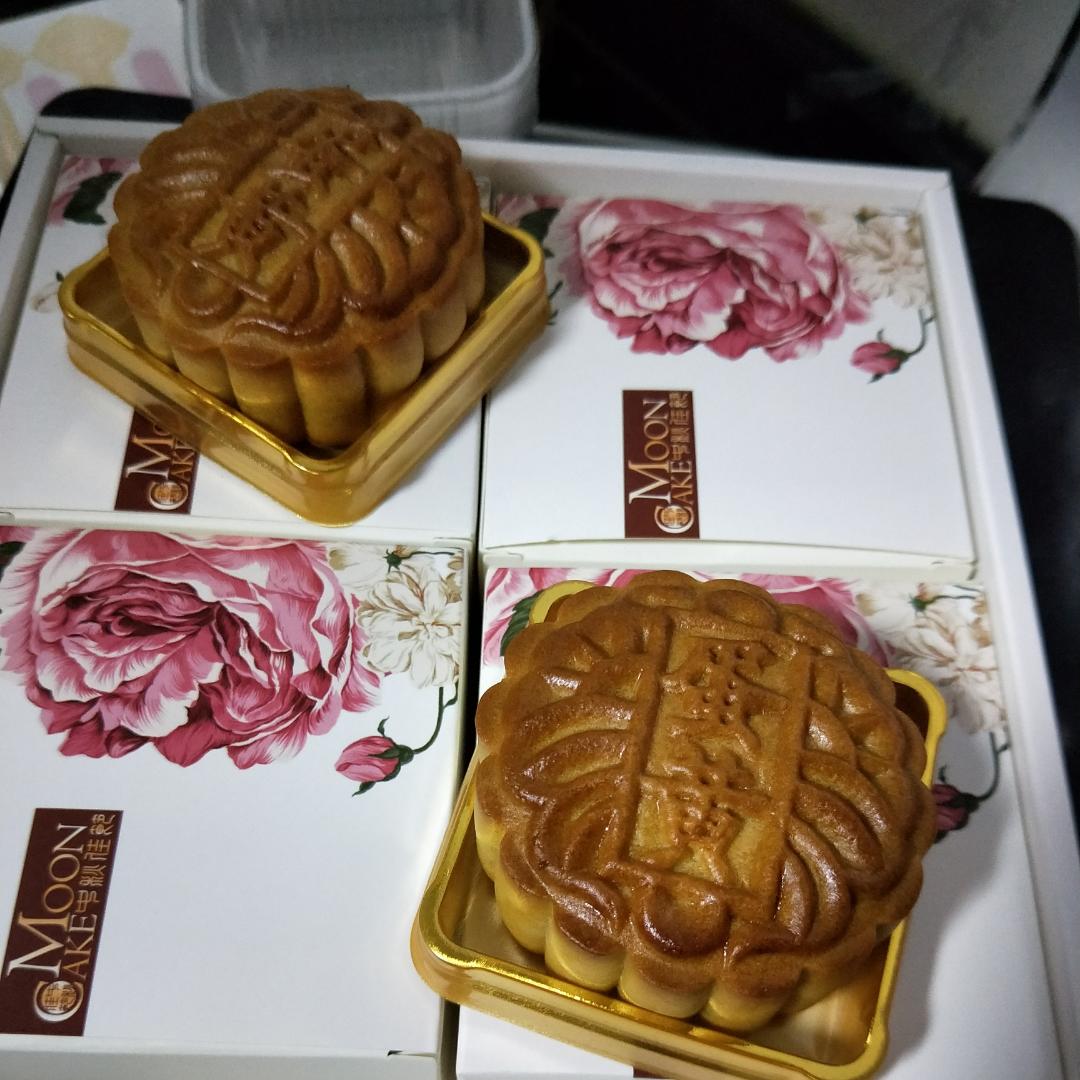 广式月饼(奶黄椰蓉提子馅)