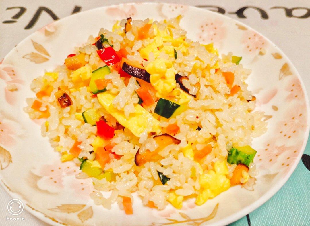 好吃到停不下来的酱油蛋炒饭