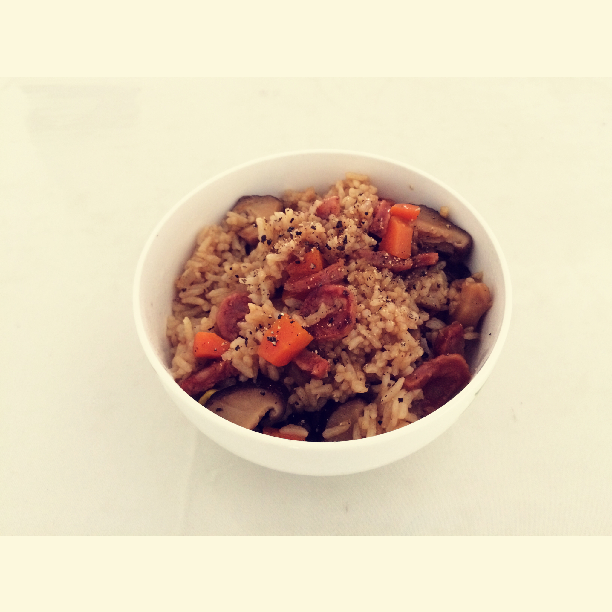 电饭锅版香菇腊肠饭