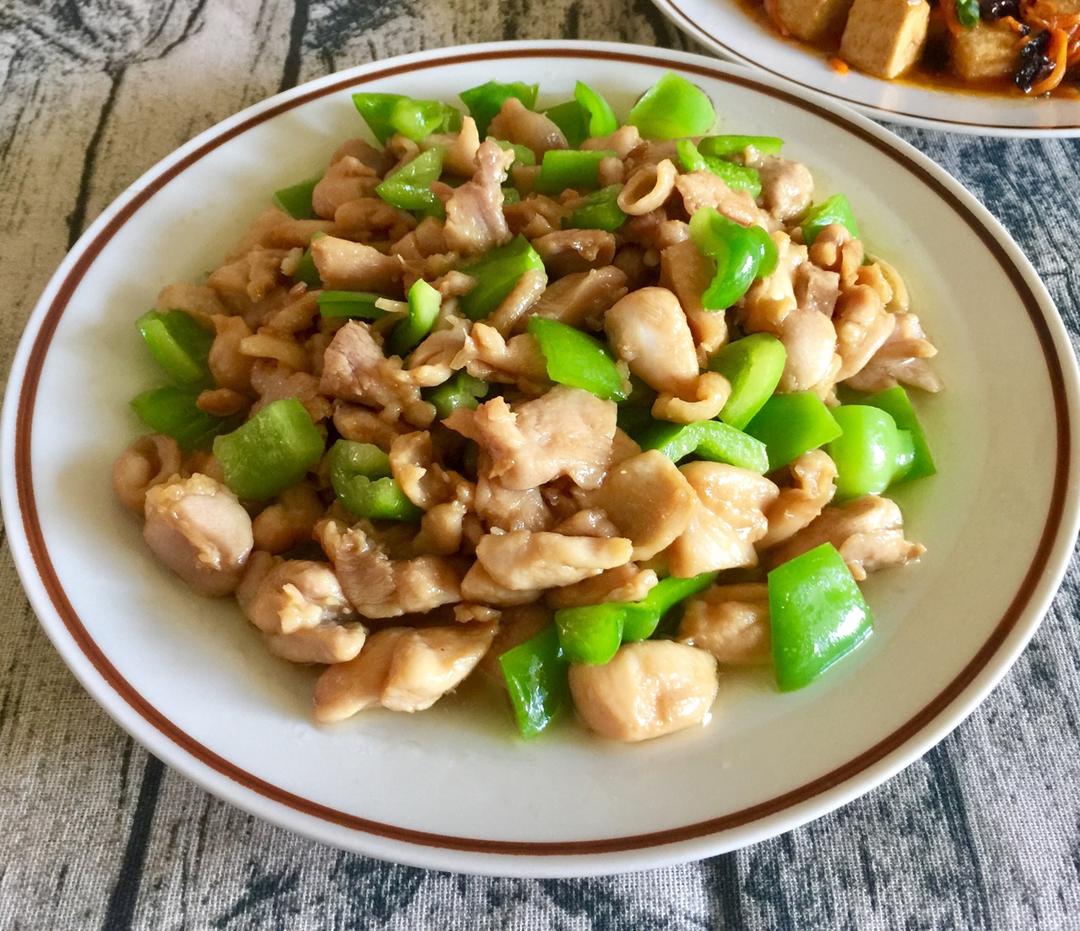 青椒炒鸡腿肉（大厨级别）