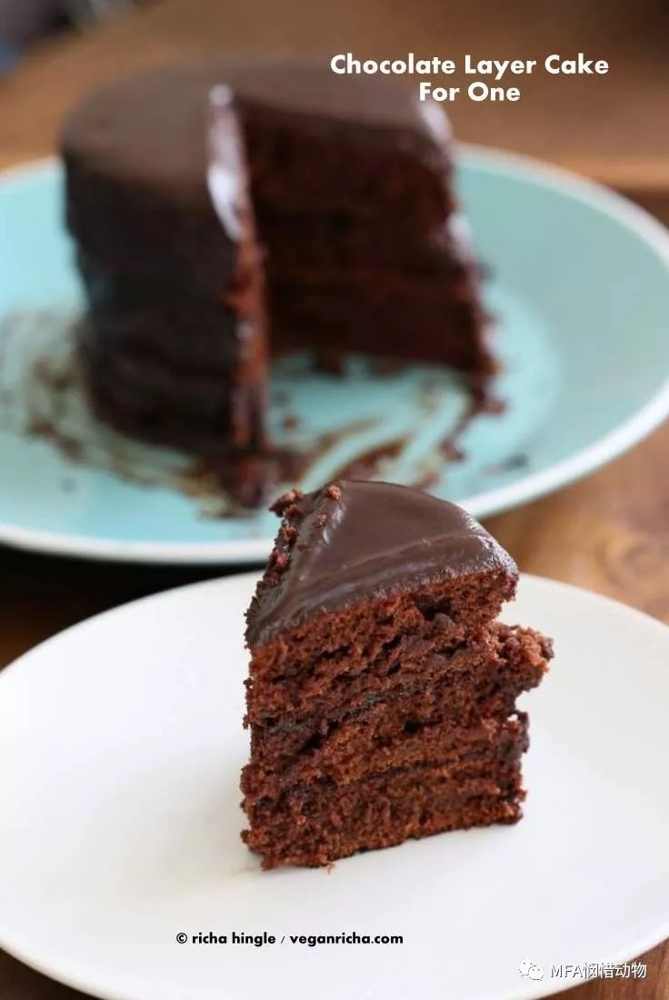 纯素:多层巧克力蛋糕（不需烤箱）的做法