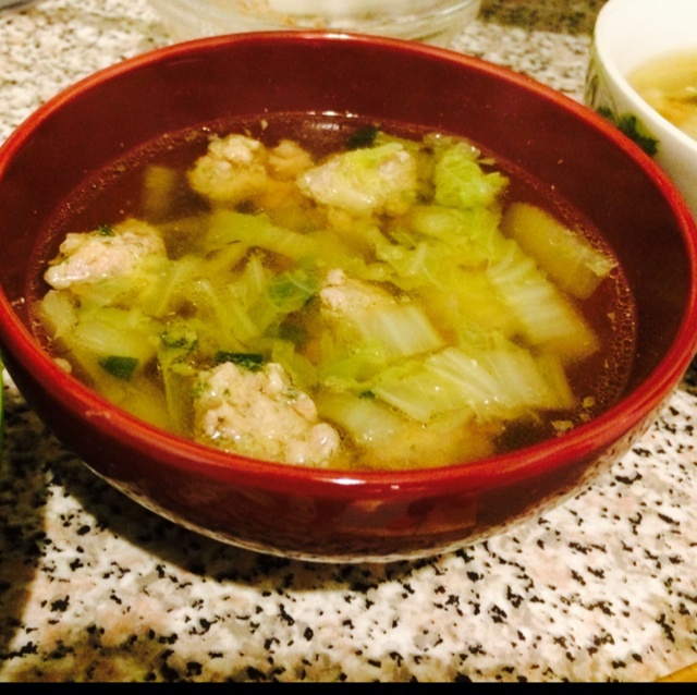 小白菜丸子汤