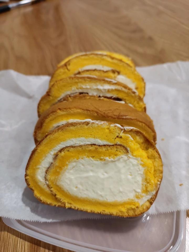 胖乎乎奶油芒果卷/不开裂不掉皮全过程详细图解烘焙视频/蛋糕篇6：「厚卷」