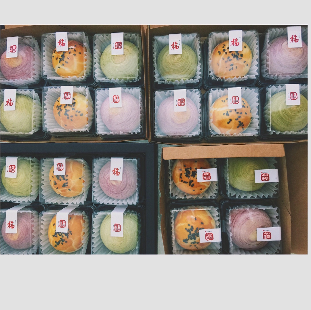 蛋黄酥~紫薯、抹茶、原味~花好月圆，中秋快乐~内附一次做六色蛋黄酥方法~