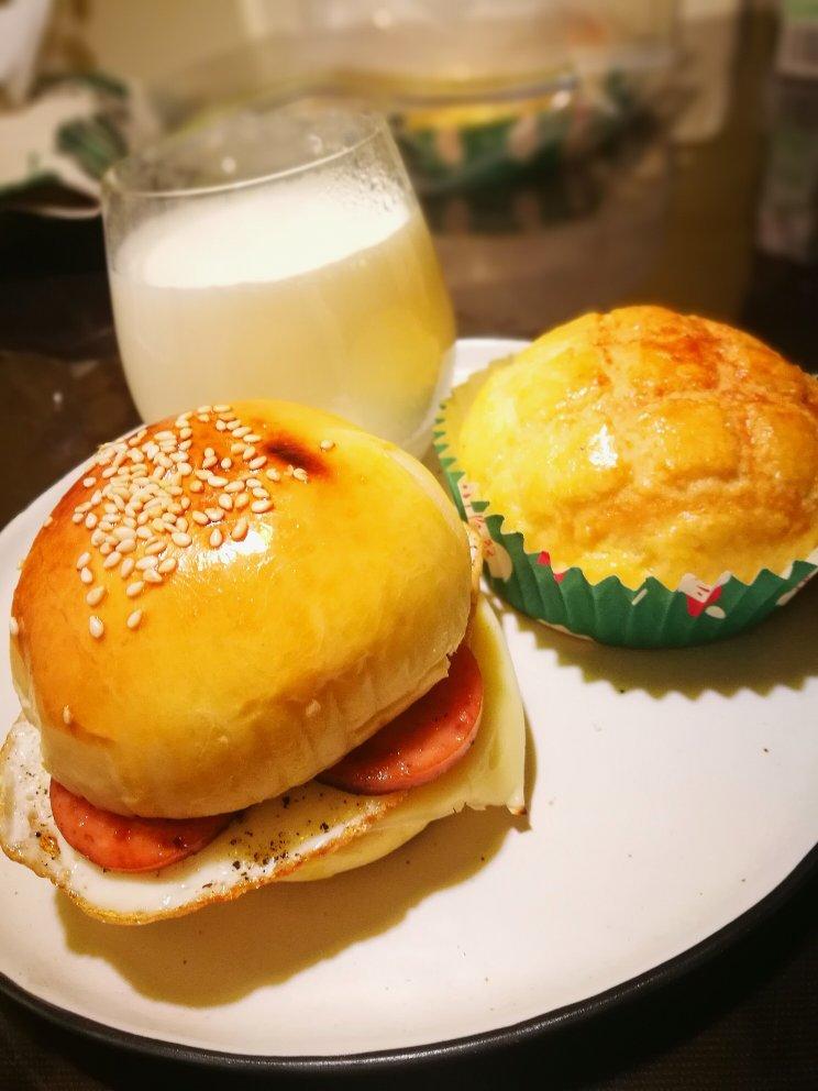 自制营养肉饼汉堡包