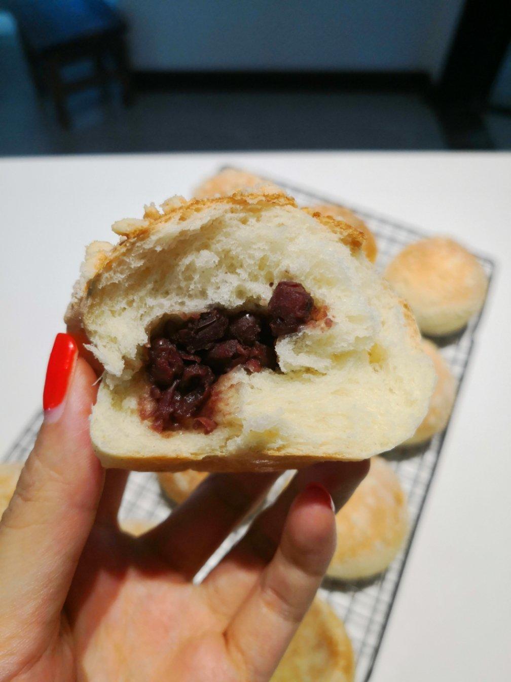 香甜松软的香蕉餐包