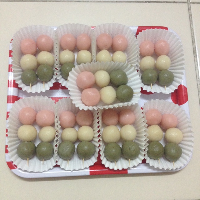 日式串团子