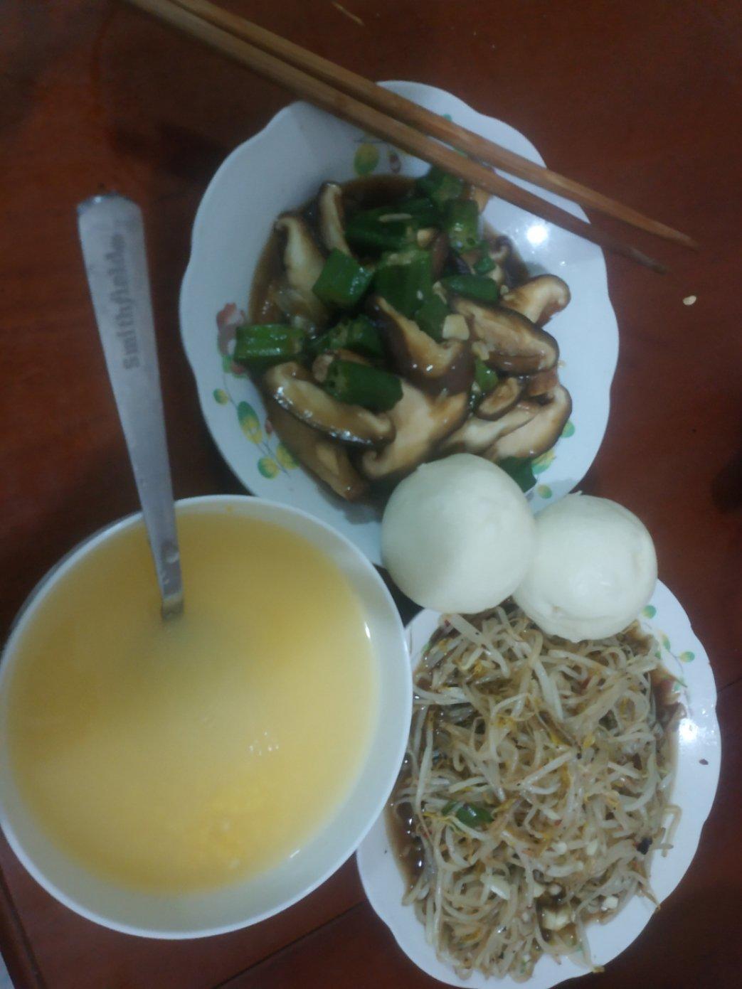 醋溜绿豆芽