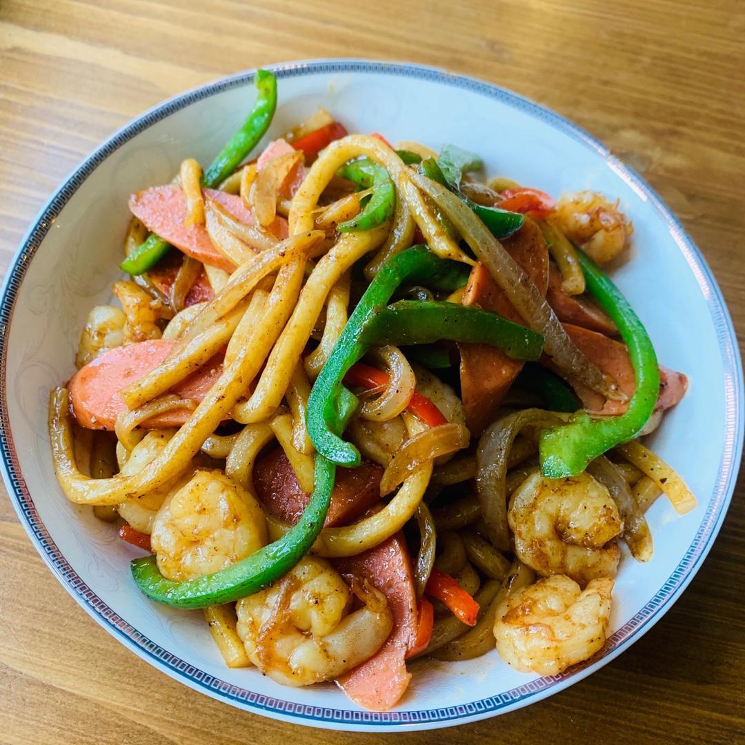 🔥爆好吃的黑椒虾仁炒乌冬面㊙️吃一口就沦陷❗️