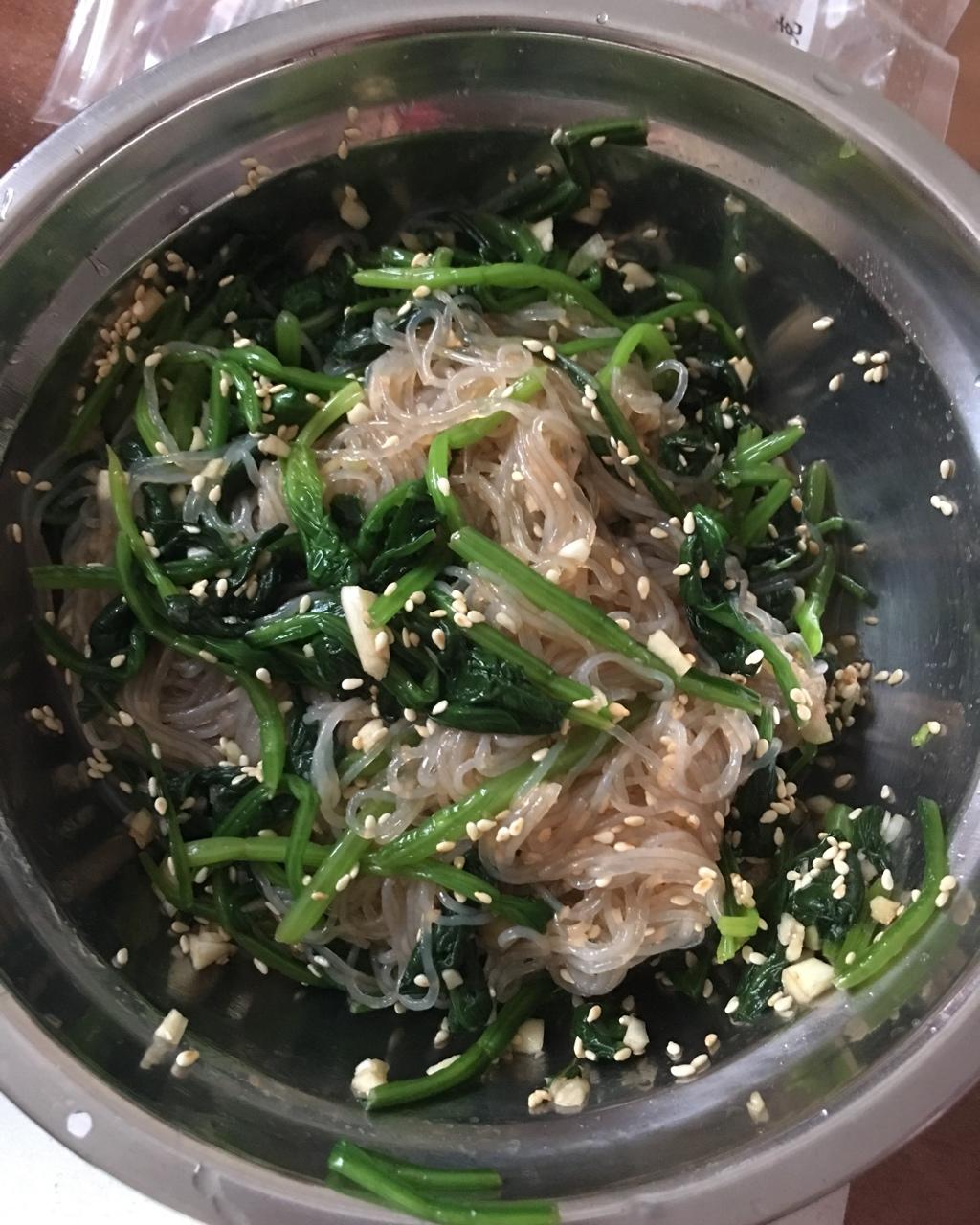 菠菜拌粉丝