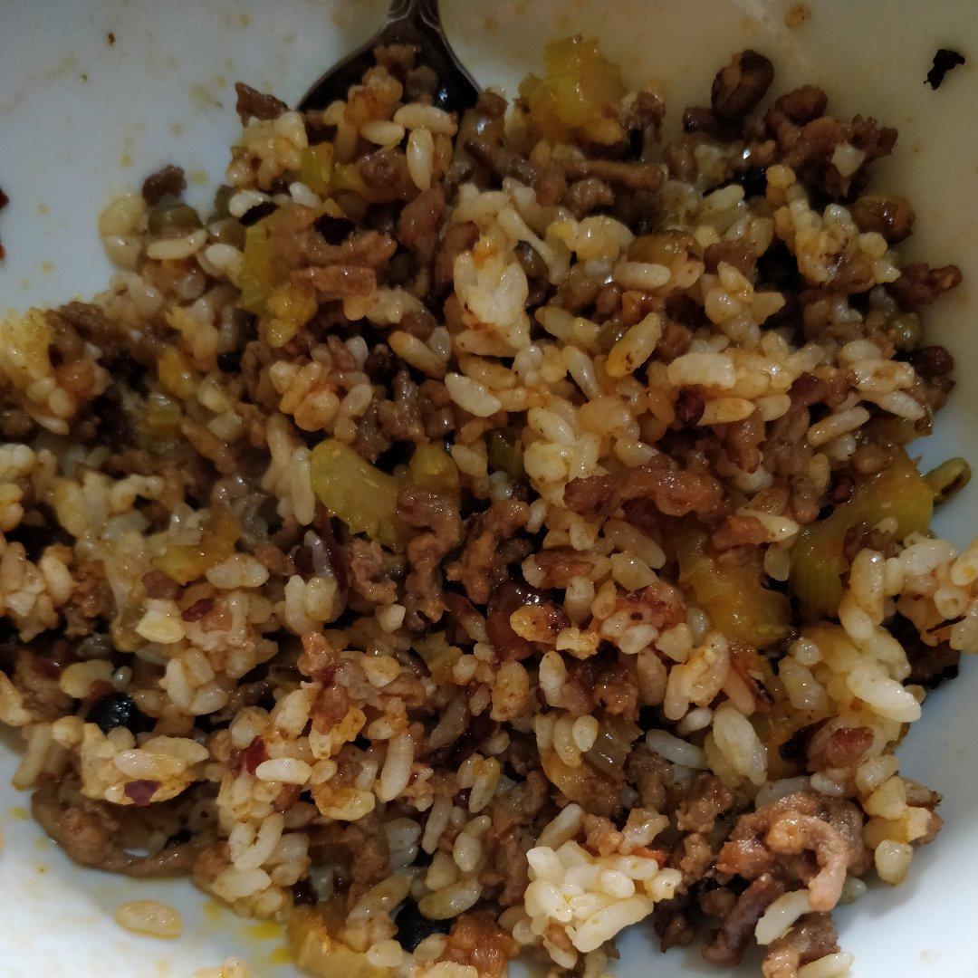 芹菜牛肉末「下饭神器」