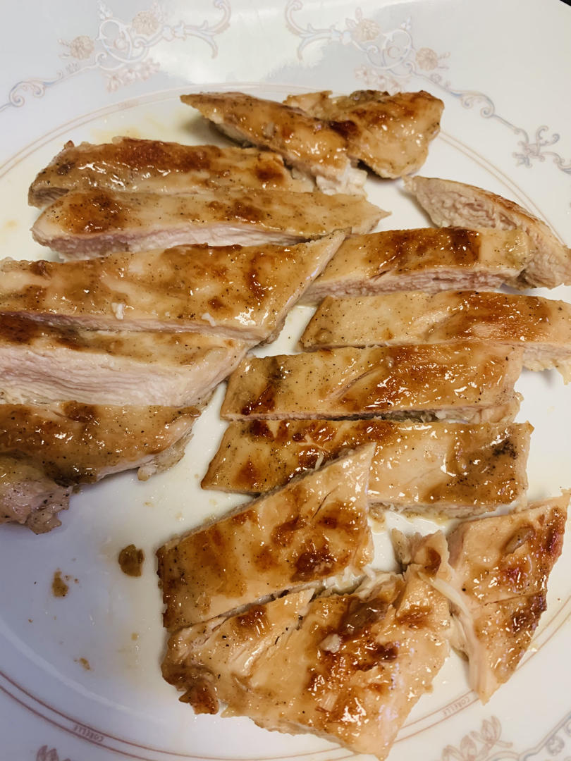 【嫩煎鸡胸肉】
