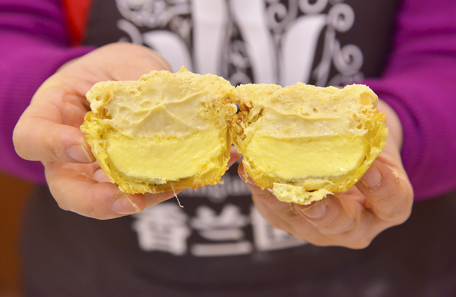 【香兰教程】豆乳脏脏蛋挞，层层起酥蛋挞皮包裹双重夹心的做法