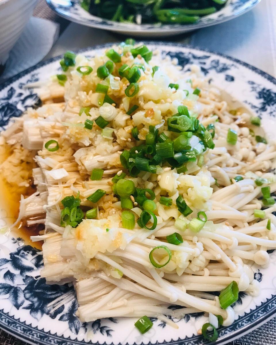 蒜蓉蒸金针菇