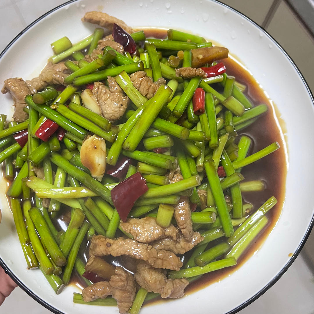 蒜苔炒肉末，三碗米饭都不够吃