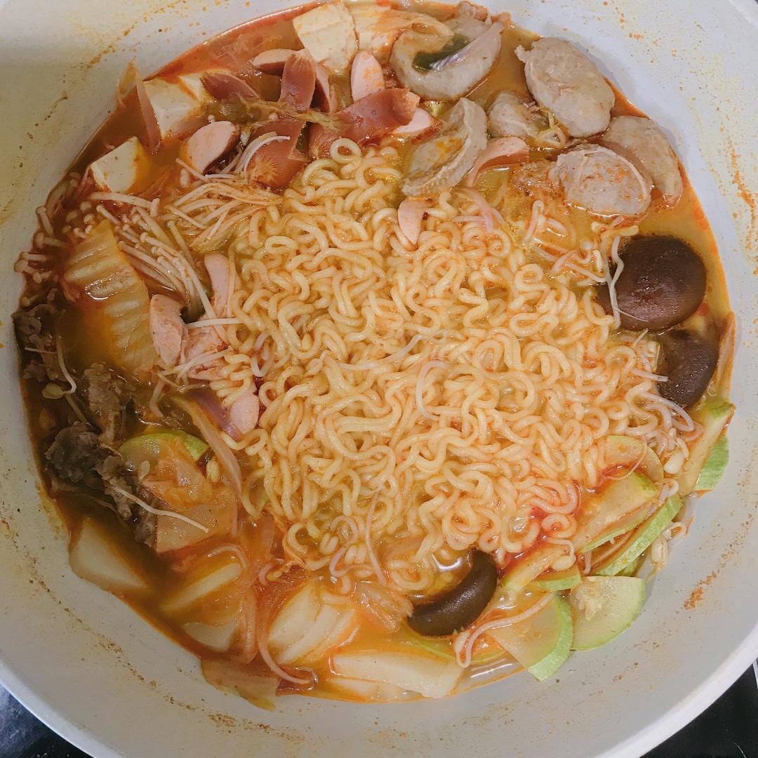 韩国部队锅拉面锅（超好吃）
