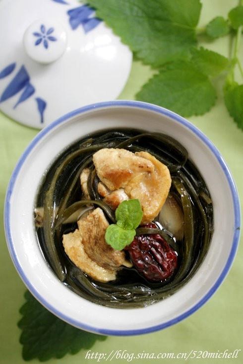 老鸭红枣海带汤的做法
