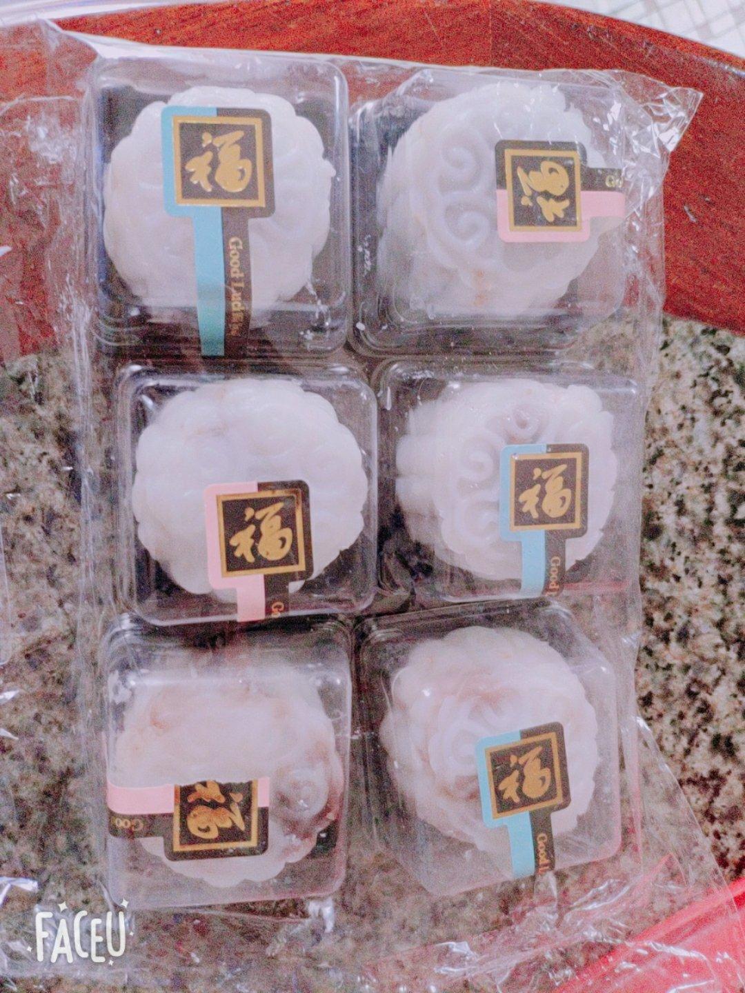 好吃到哭的冰皮月饼（细腻绿豆沙/榴莲）