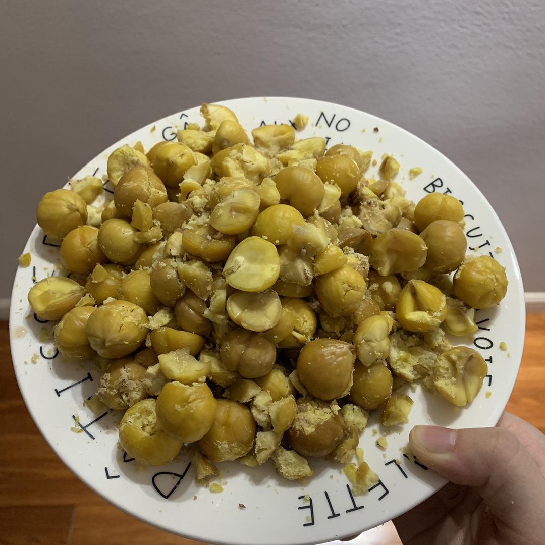巧剥板栗皮的方法