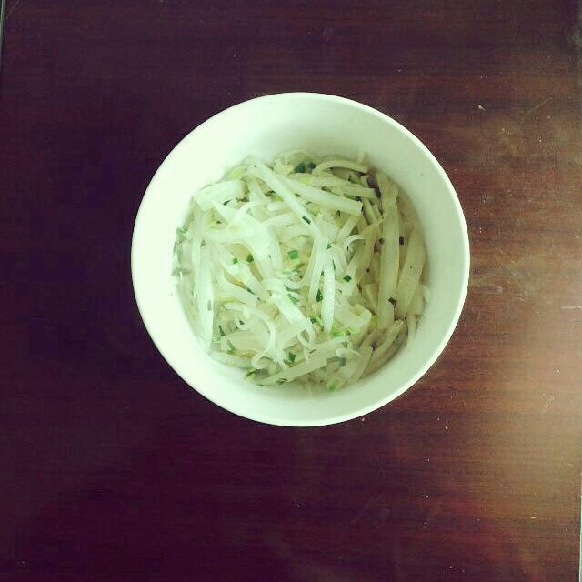 清炒白萝卜丝