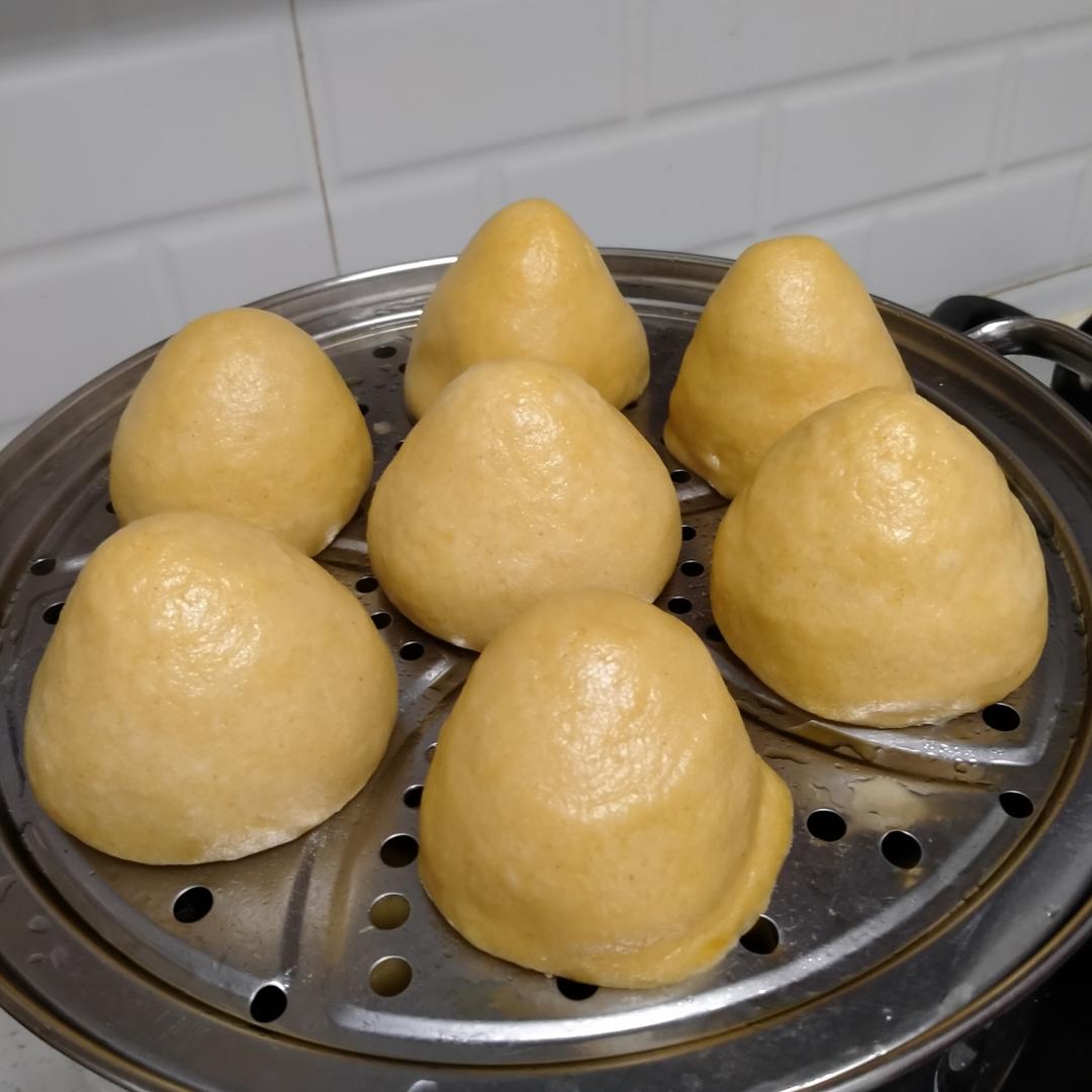 纯玉米面窝窝头(烫面.不发酵)