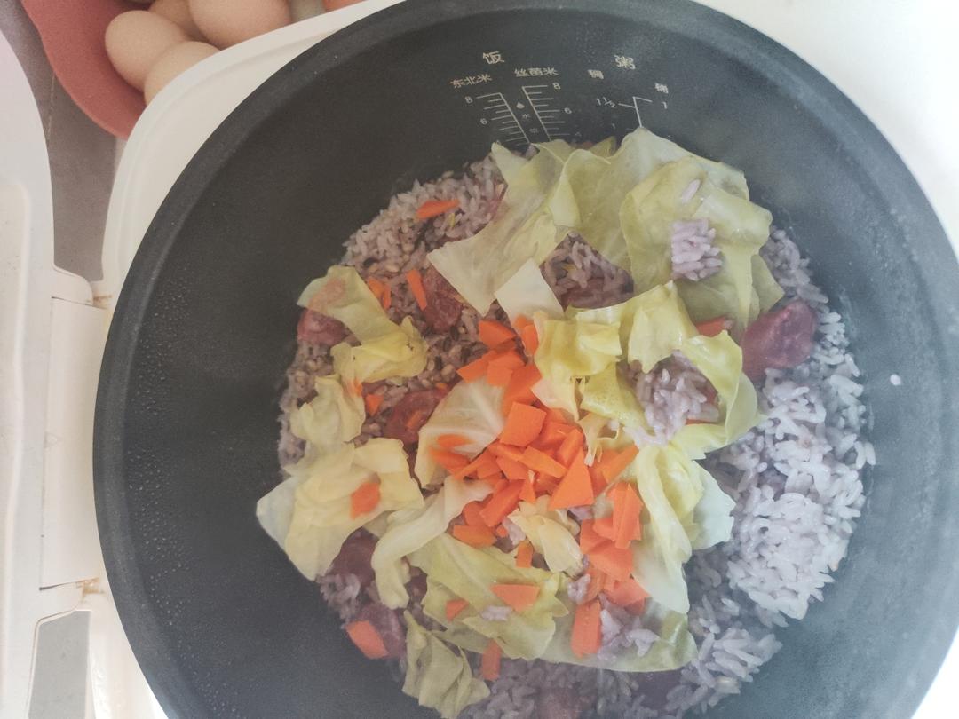 香到喊妈的销魂土豆香肠炒饭～