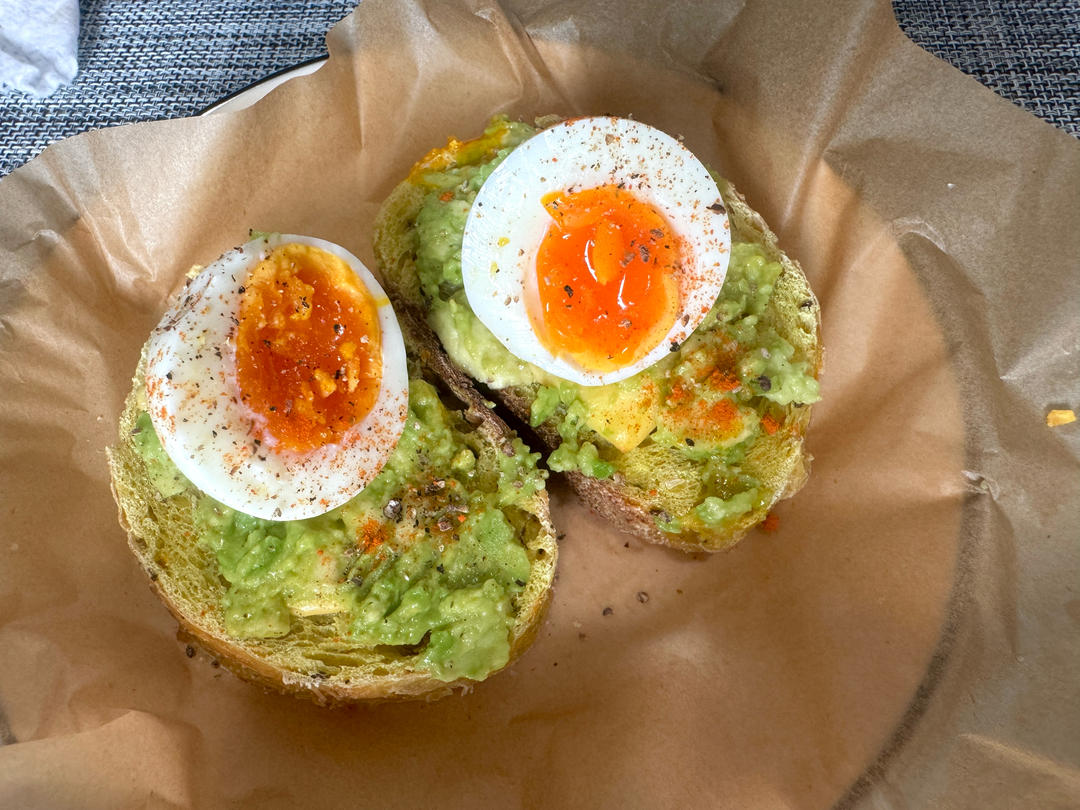牛油果吐司 Avocado toast