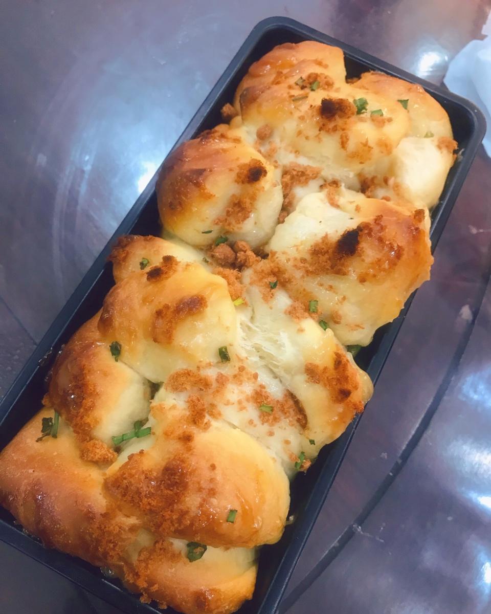 肉松手撕面包—超软会爆浆的面包哟