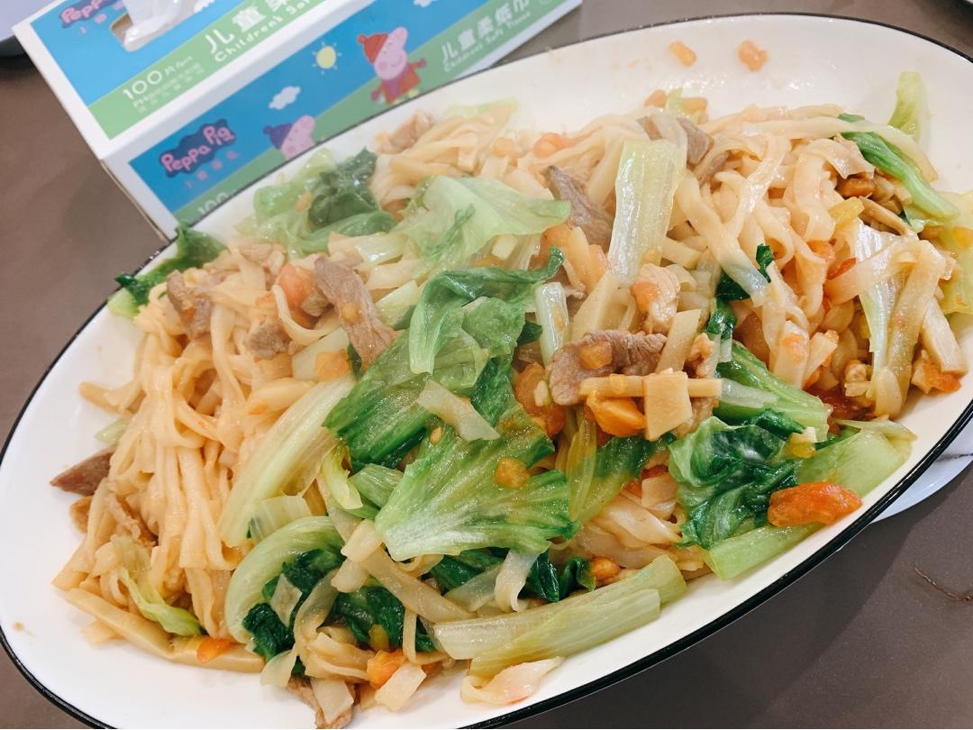 家庭版老友炒粉（锅气十足香气弥漫）
