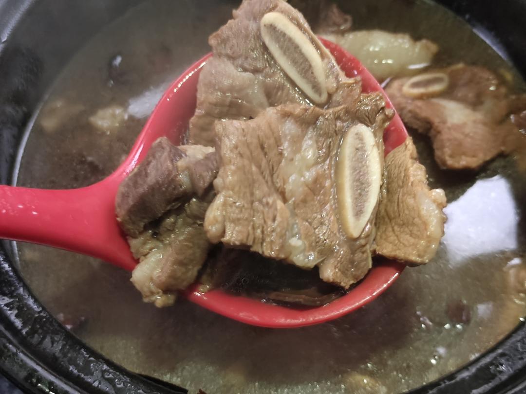 番茄红酒炖牛肉