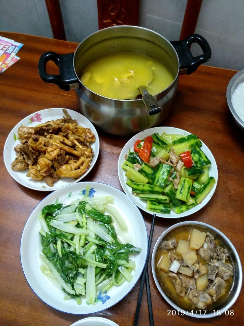 月子餐