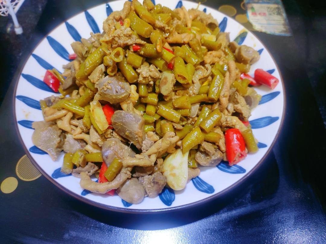 【酸辣鸡杂】鸡的这部分最有味道，千万别乱烧！