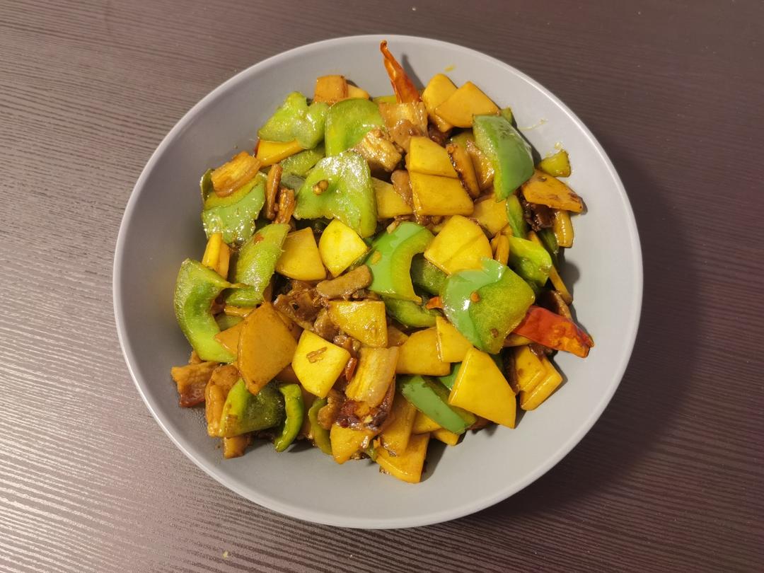 比肉都好吃的青椒炒土豆片😋简单又美味❗️