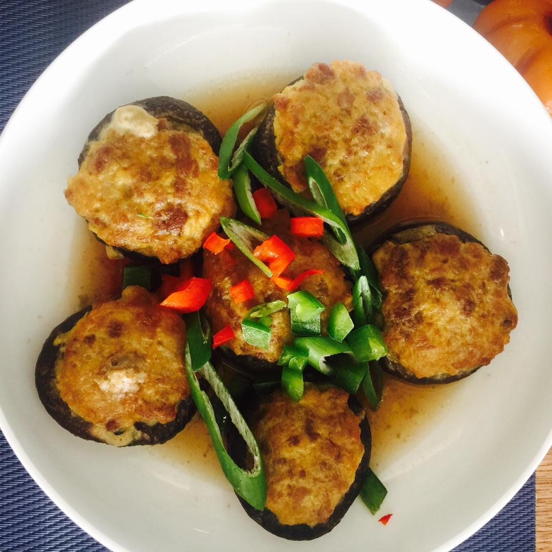 美味的肉酿香菇～～孩子爱吃的下饭菜
