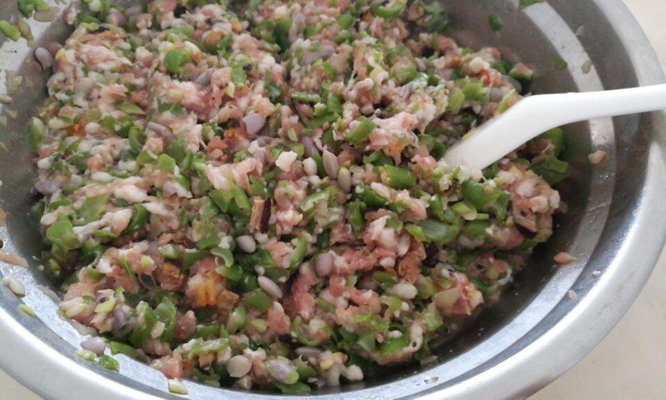 四季豆香菇猪肉饺子