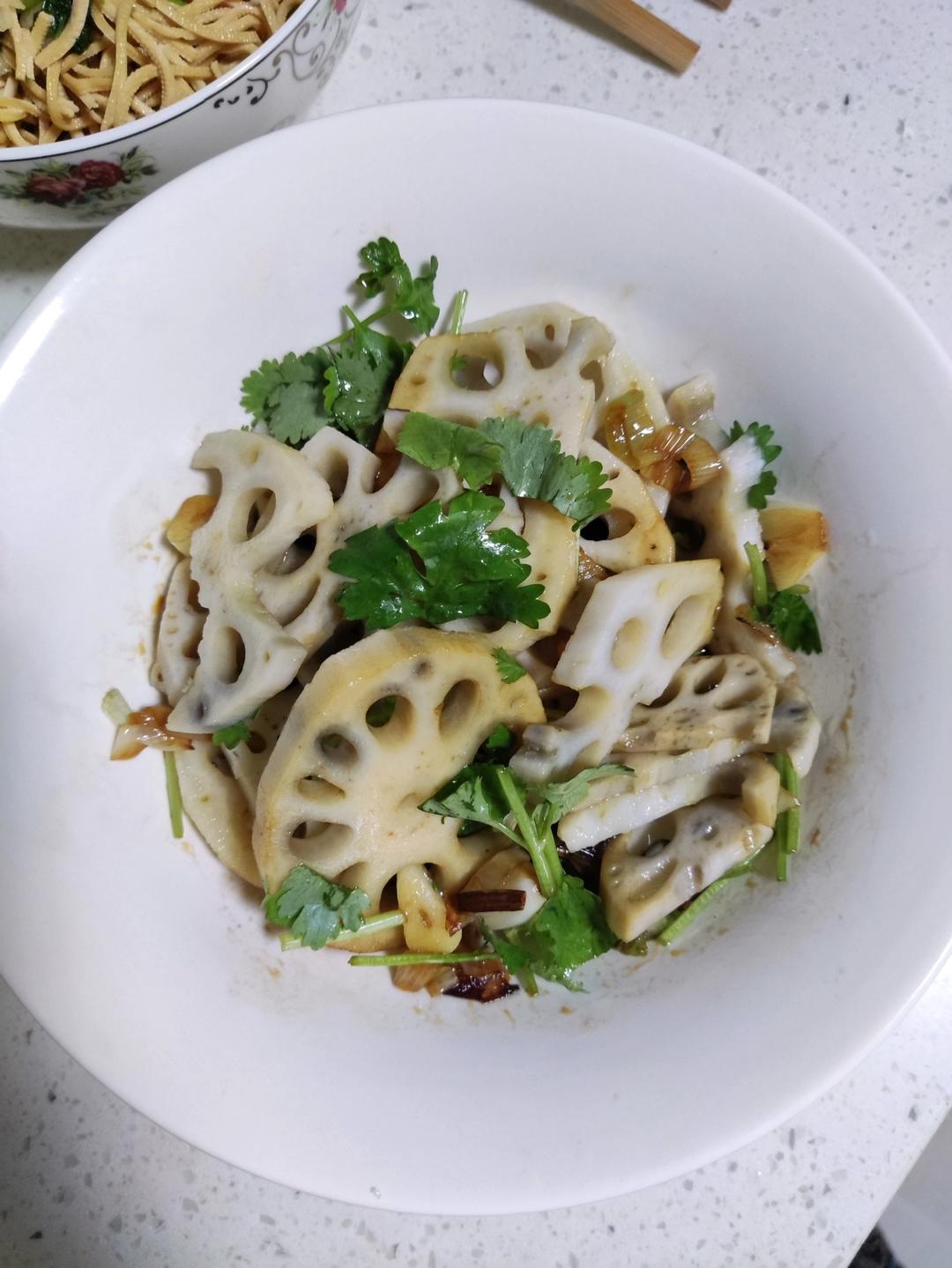 很脆！很脆！的凉拌莲藕